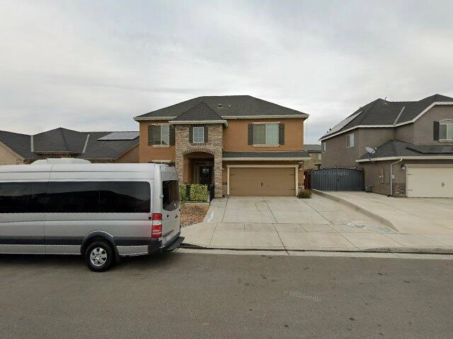 House image located at Shafter, CA 93263