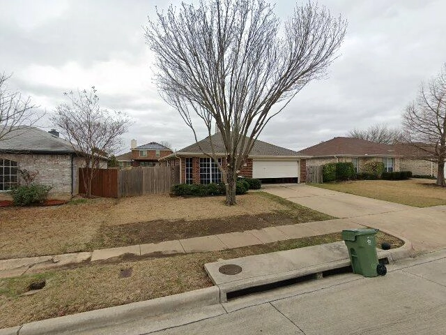 House image located at Arlington, TX 76002