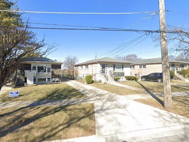 House image located at Villa Park, IL 60181