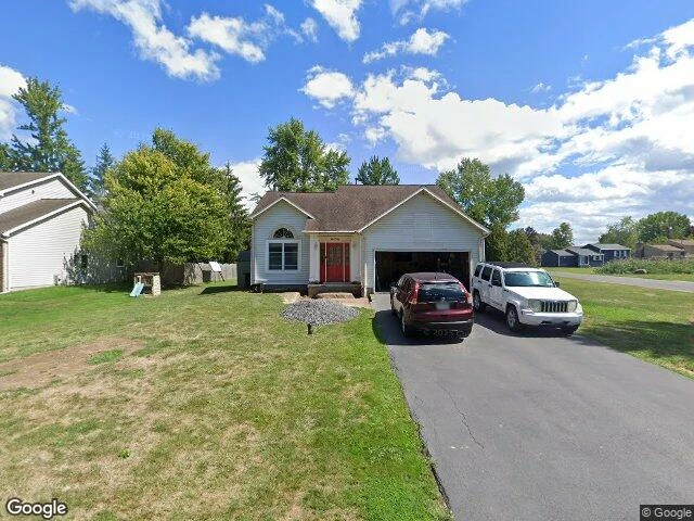 House image located at Cicero, NY 13039