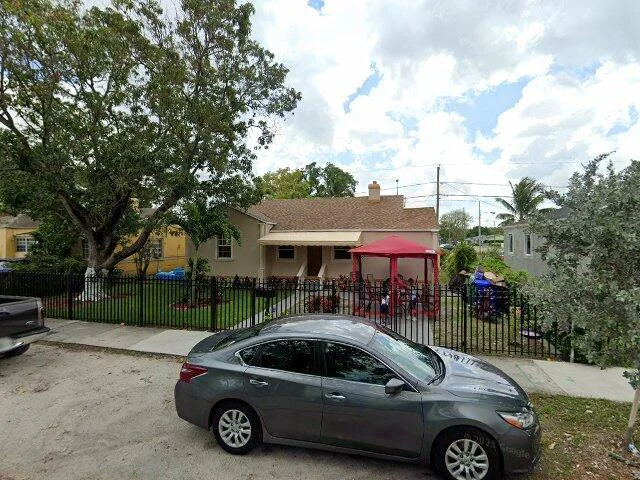 House image located at Miami, FL 33127