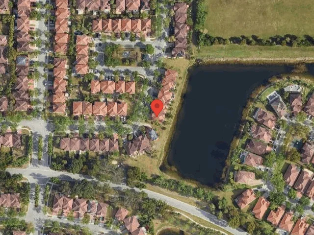 House image located at Hollywood, FL 33027