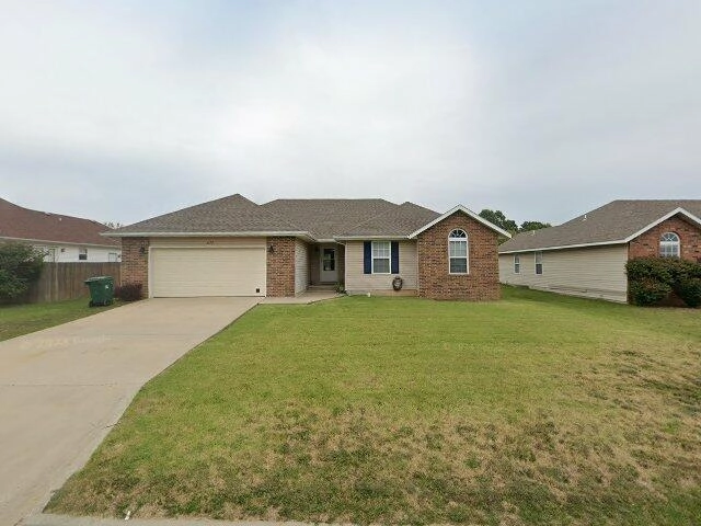 House image located at Monett, MO 65708