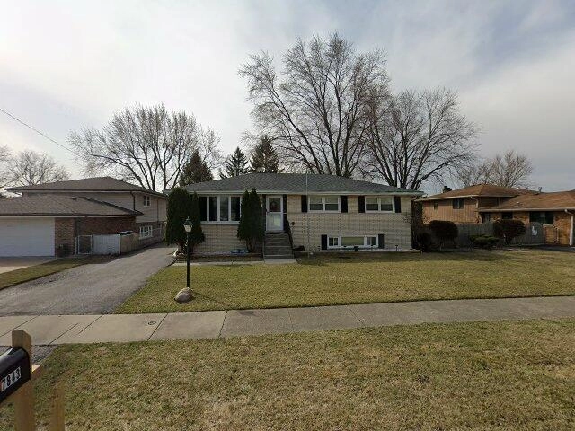 House image located at Bridgeview, IL 60455
