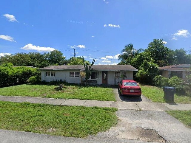 House image located at Miami, FL 33169