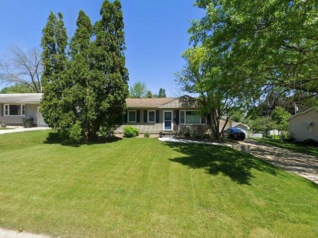 House image located at Waterloo, IA 50702