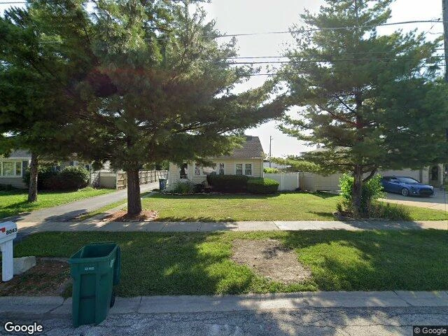 House image located at Burbank, IL 60459