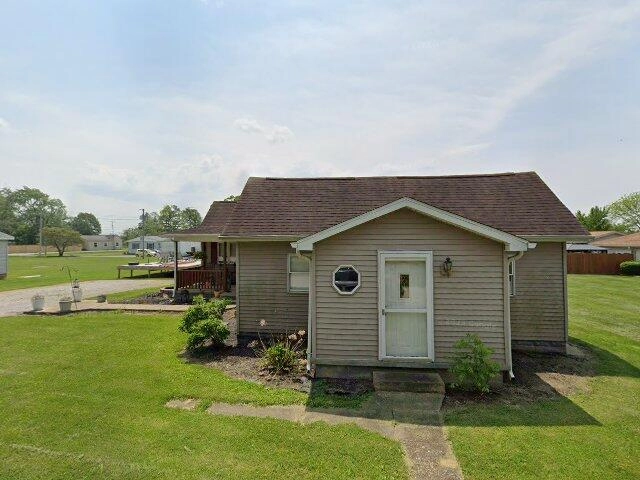 House image located at New Goshen, IN 47863