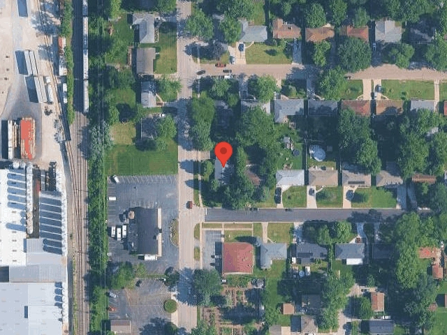 House image located at Aurora, IL 60506