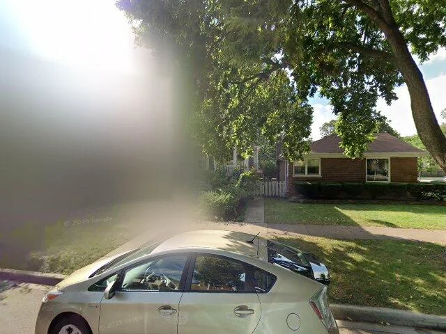 House image located at Oak Park, IL 60304