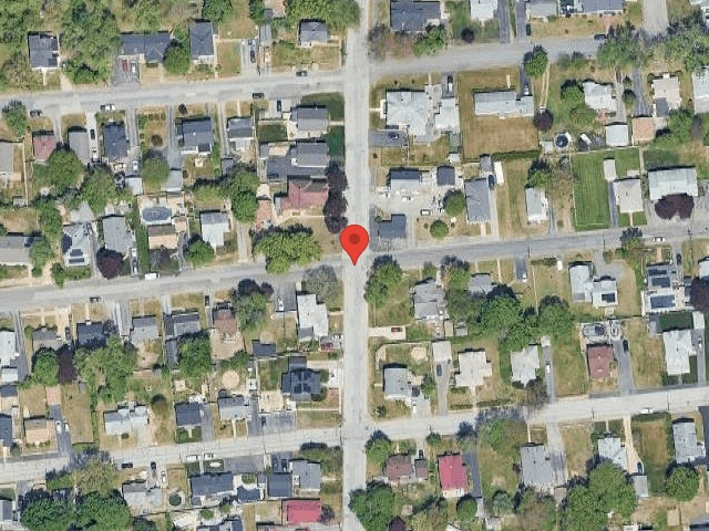 House image located at Luling, TX 78648