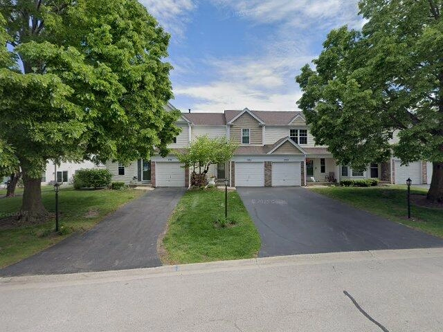 House image located at Streamwood, IL 60107