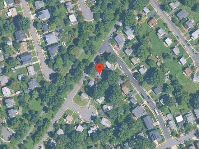 House image located at Arlington, VA 22203