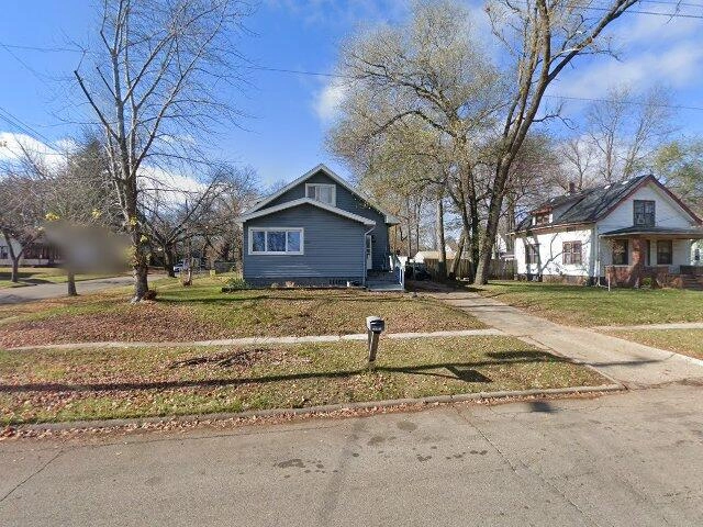 House image located at Beloit, WI 53511