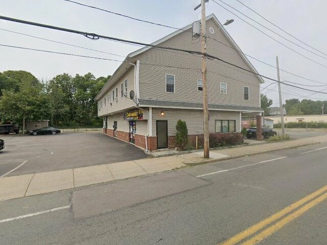 House image located at Rockford, IL 61107