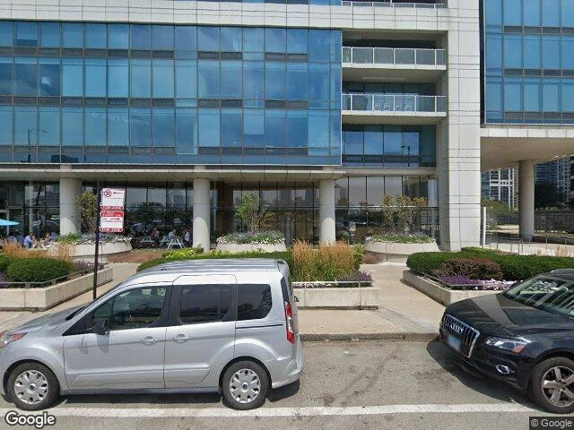 House image located at Chicago, IL 60601