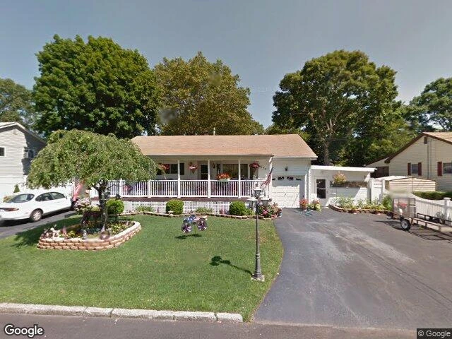 House image located at Islip Terrace, NY 11752