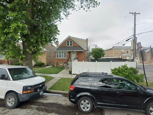 House image located at Chicago, IL 60632