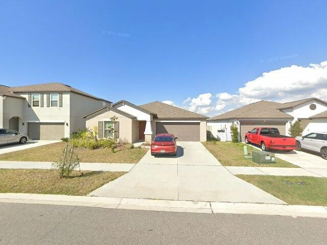 House image located at Wimauma, FL 33598