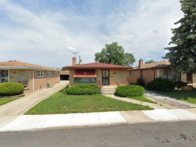 House image located at Riverdale, IL 60827