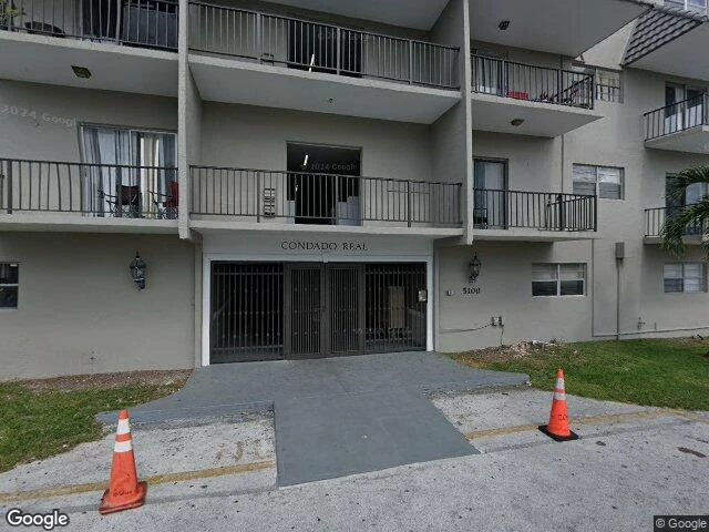 House image located at Hollywood, FL 33023