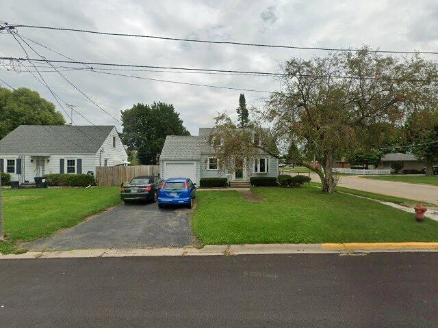 House image located at Belvidere, IL 61008