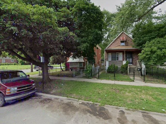 House image located at Chicago, IL 60628