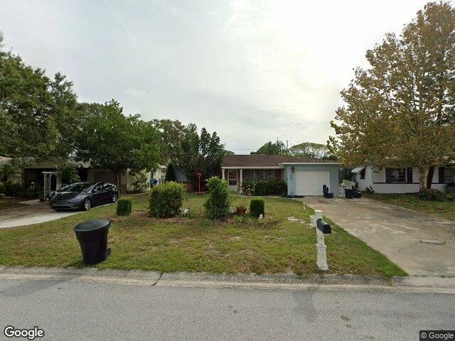 House image located at Saint Petersburg, FL 33713