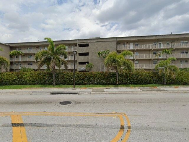 House image located at Boynton Beach, FL 33435