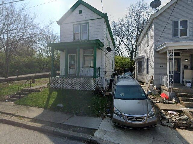 House image located at Cincinnati, OH 45205
