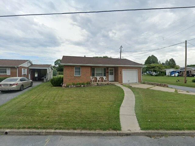 House image located at Coplay, PA 18037