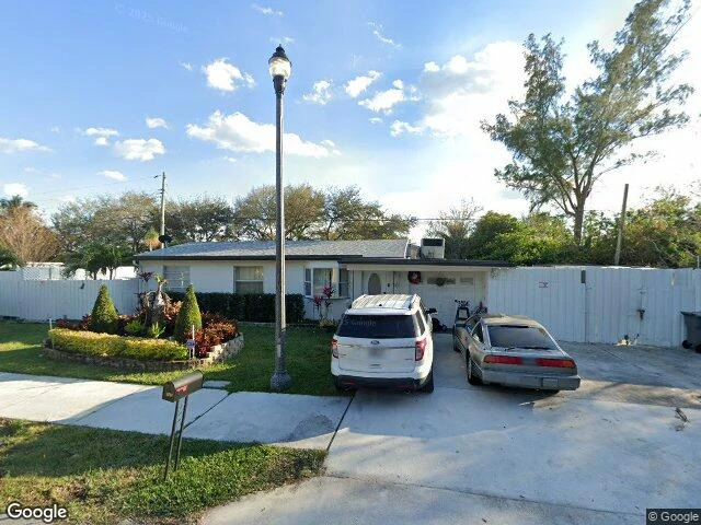 House image located at West Palm Beach, FL 33409