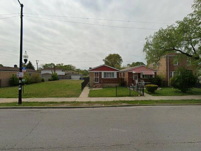 House image located at Chicago, IL 60643