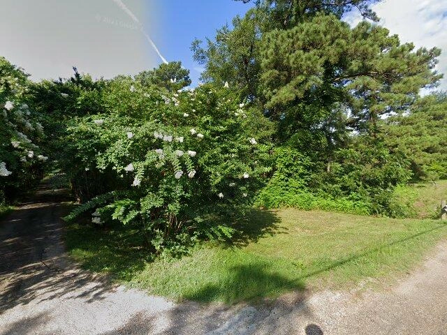 House image located at De Kalb, TX 75559