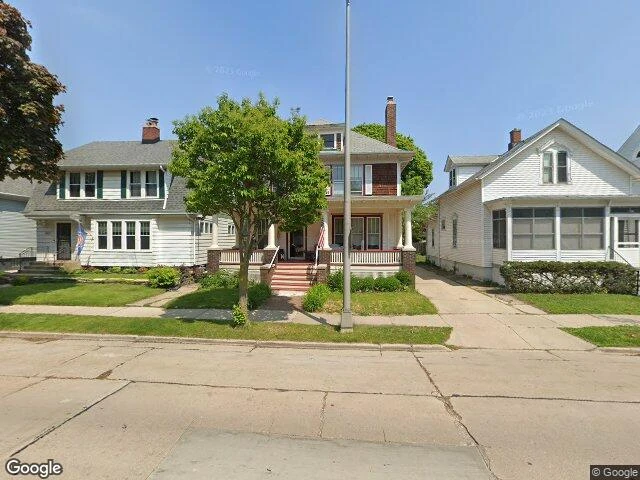 House image located at Racine, WI 53403