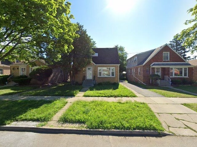 House image located at Chicago, IL 60643