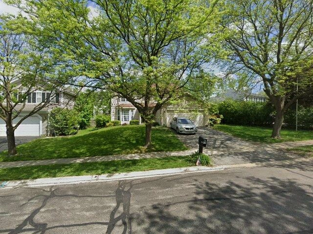 House image located at Carol Stream, IL 60188