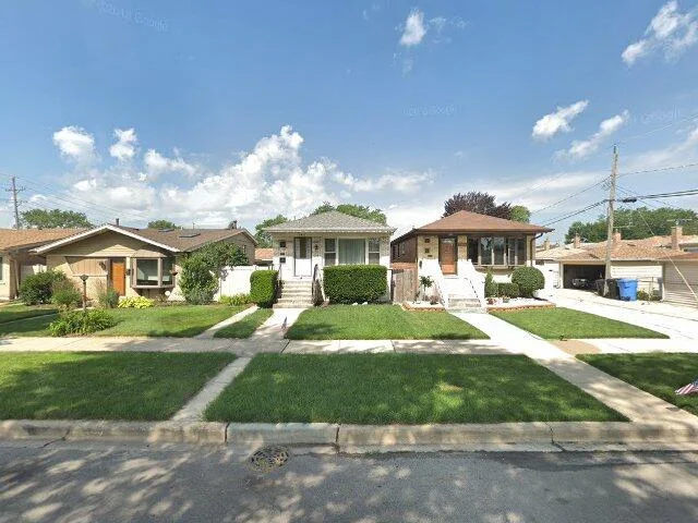 House image located at Chicago, IL 60638