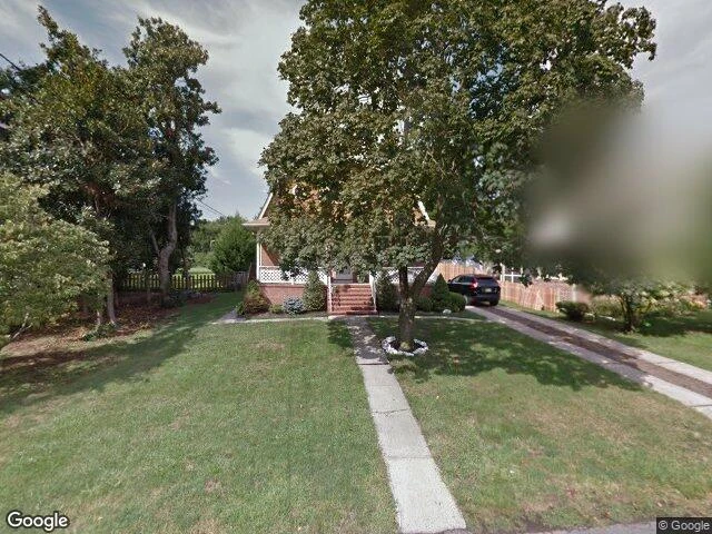 House image located at Woodbridge, NJ 07095