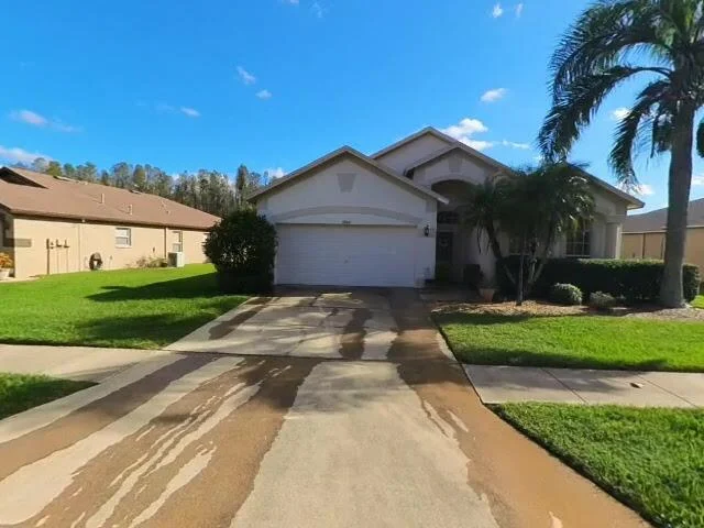 House image located at Wesley Chapel, FL 33543