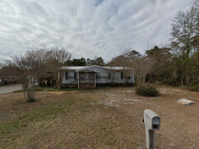 House image located at Hubert, NC 28539