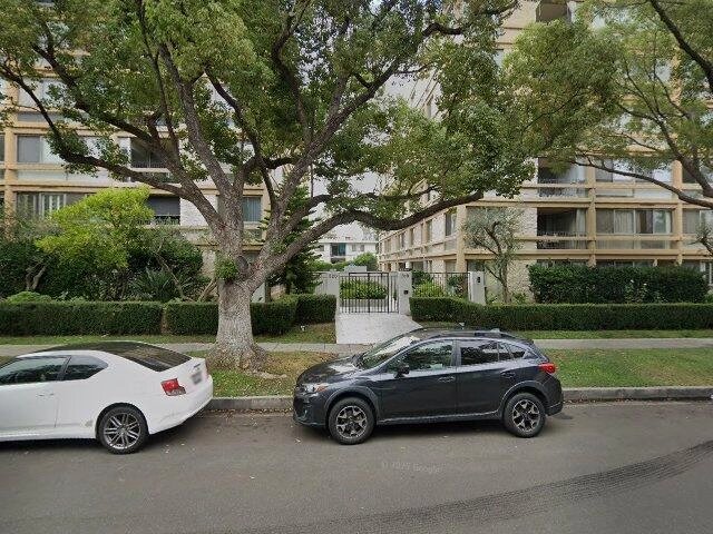 House image located at Beverly Hills, CA 90210