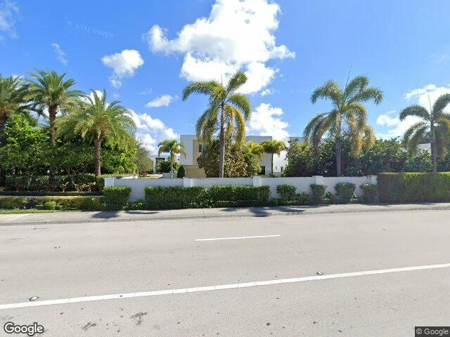 House image located at Miami, FL 33178