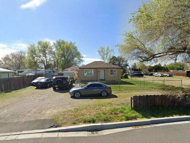 House image located at Pasco, WA 99301