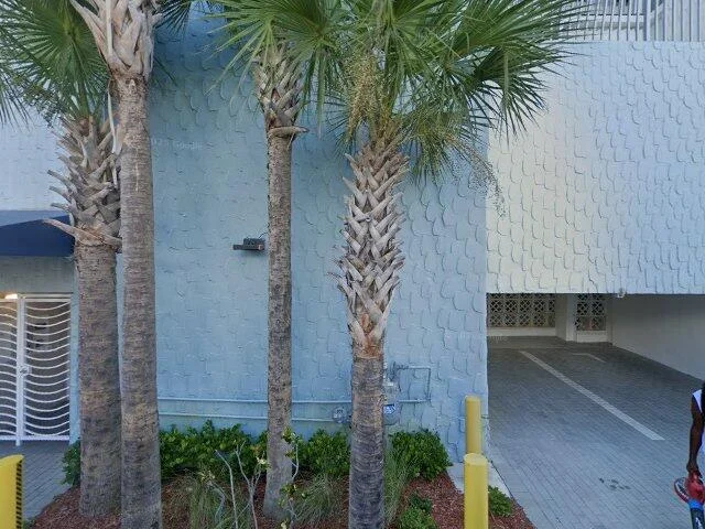 House image located at Hollywood, FL 33019