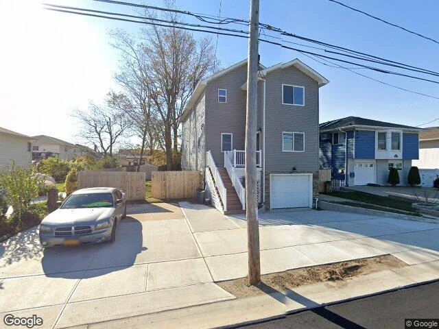 House image located at Island Park, NY 11558