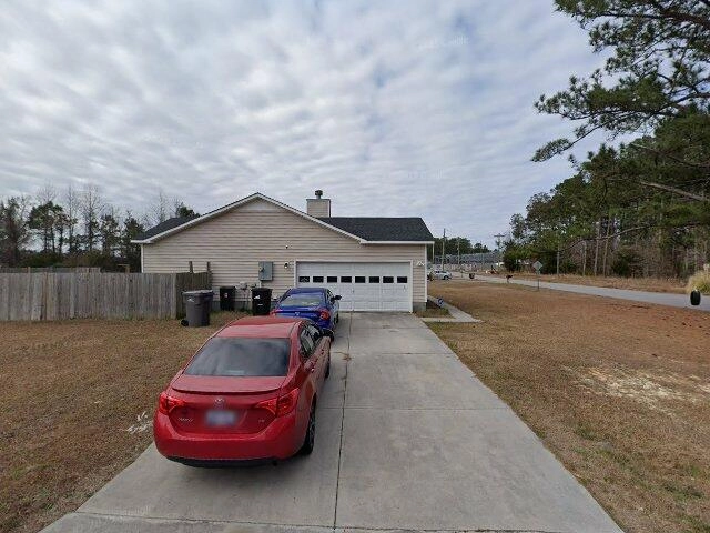 House image located at Hubert, NC 28539