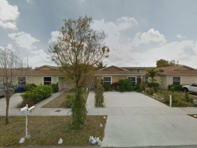 House image located at Miami, FL 33169