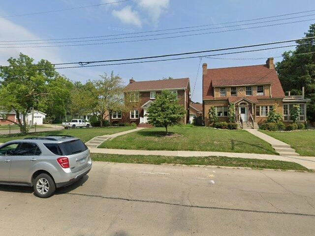 House image located at Freeport, IL 61032