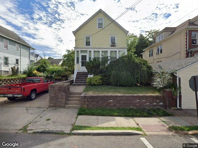 House image located at Woodbridge, NJ 07095